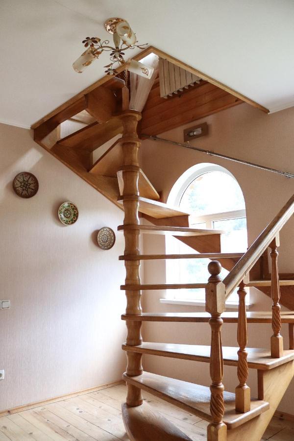 Садыба Полыцька Villa Guta Ngoại thất bức ảnh