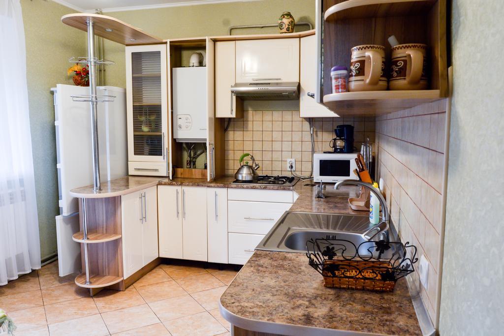 Садыба Полыцька Villa Guta Ngoại thất bức ảnh
