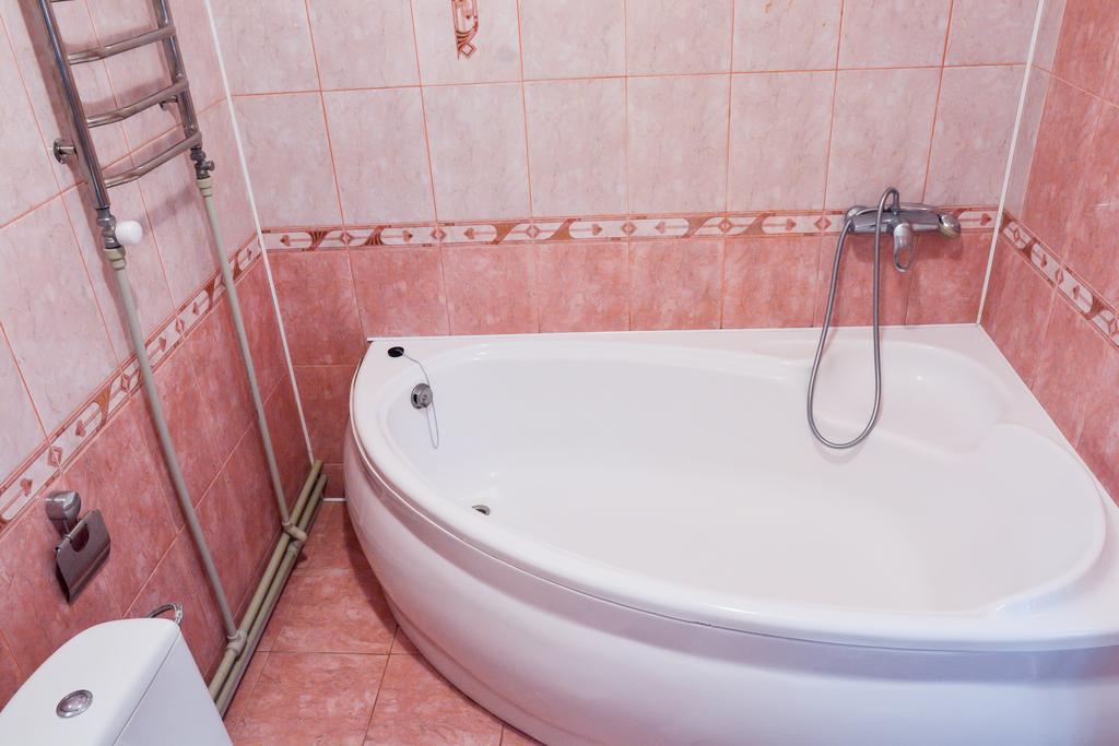 Садыба Полыцька Villa Guta Ngoại thất bức ảnh